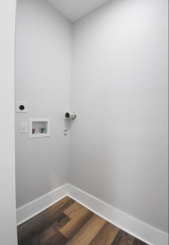 Building Photo - 823 N Palmetto Ave