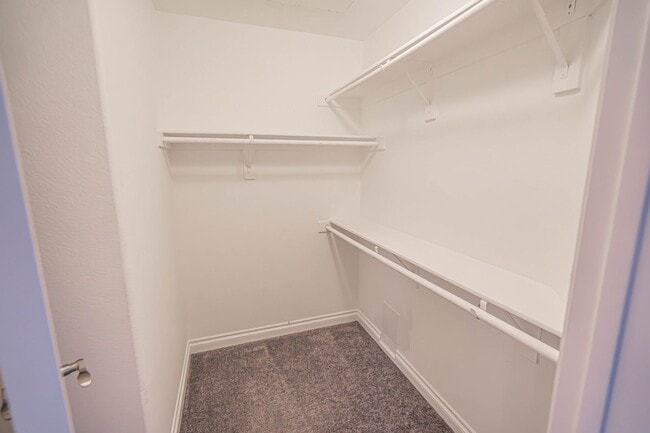 Building Photo - COMING SOON! Village Walk 2 Bedroom for Re...
