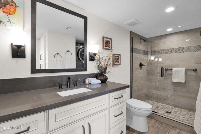 Building Photo - 4883 N Granite Reef Rd