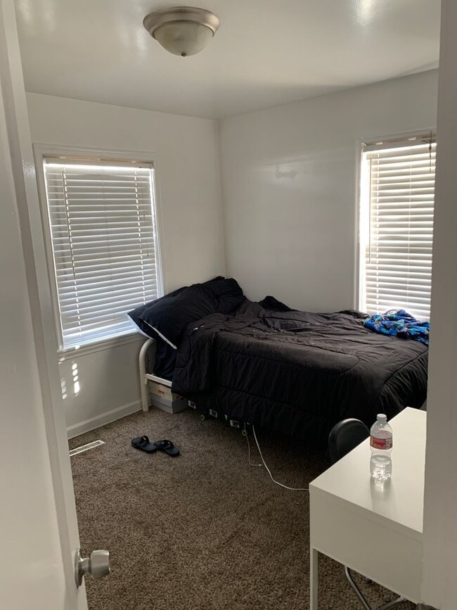 Building Photo - 3 Bedroom Home South Provo