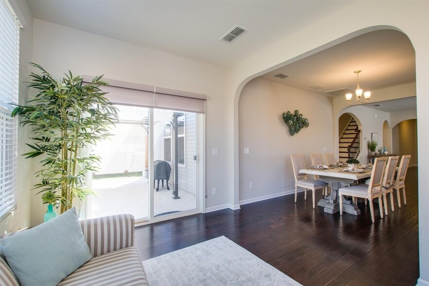 Sunroom - 1989 Stonewater Dr