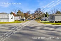 Building Photo - 7 Poplar Acrs Dr