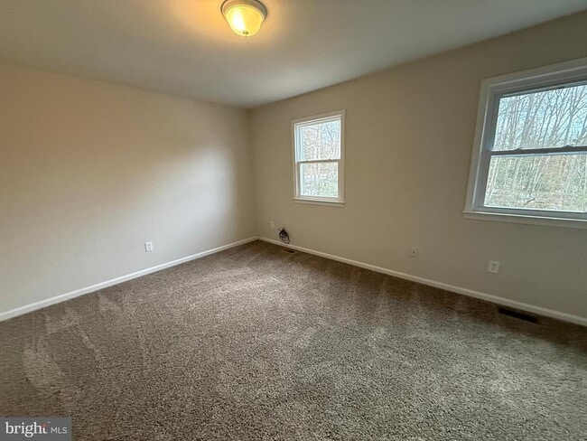 Building Photo - 4 Manchester Ct