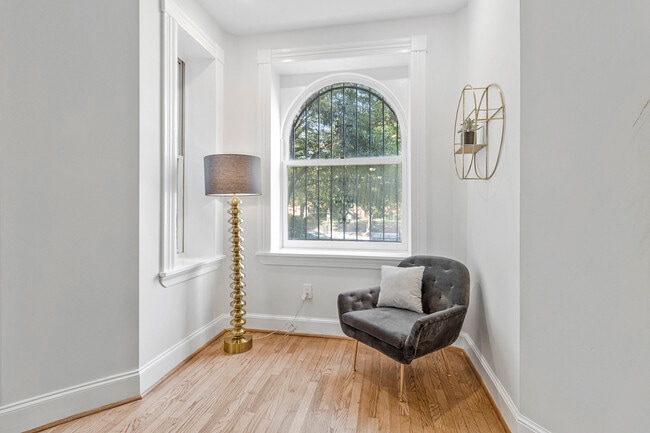 Building Photo - 1443 East Capital St SE