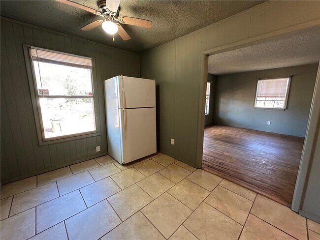 Building Photo - 3427 Stovall St