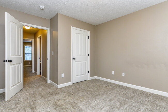 Building Photo - Charming 3-bed, 2-bath, 2017-construction ...