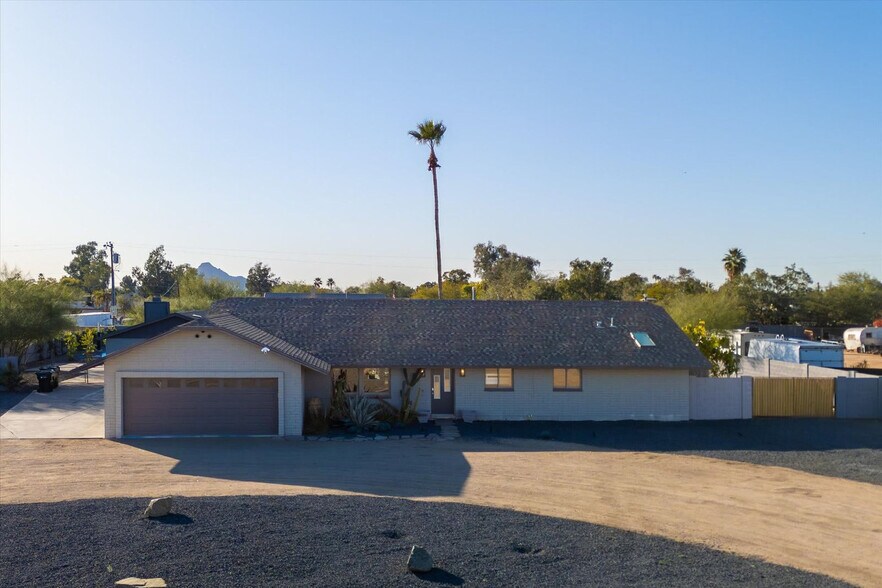 Building Photo - 15638 N 41st Pl