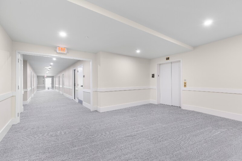 Building Photo - 31 Hope St