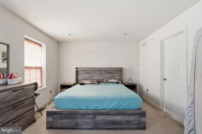 Building Photo - 141 Graystone Dr