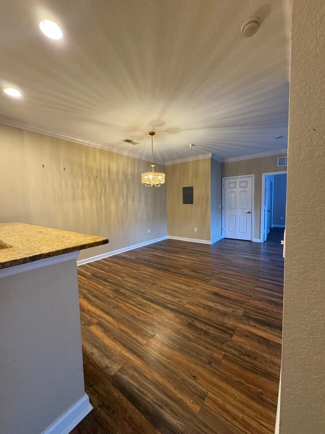 Building Photo - 1371 Tuscan Terrace