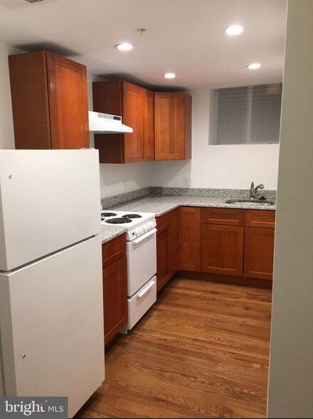 Kitchen - 1624 N 57th St