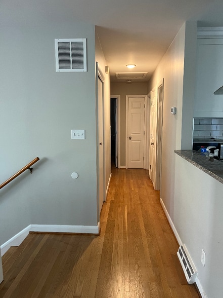 Building Photo - 2310 Wayne Ave