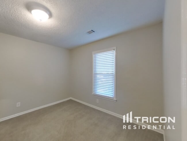 Building Photo - 2875 Brookton Ln SE