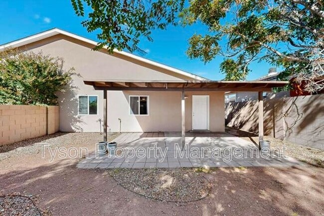 Building Photo - 11204 Miravista Pl SE
