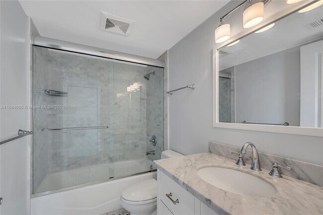 Building Photo - 5415 Collins Ave