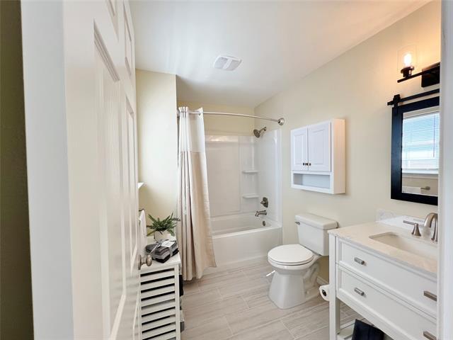 Building Photo - 135 Gin Rd