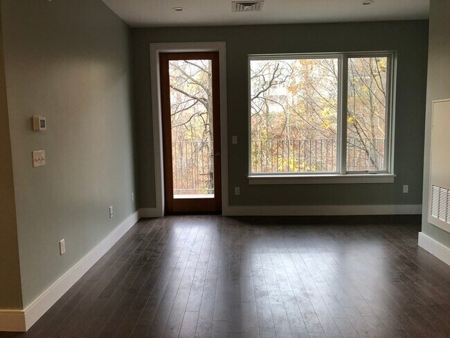 Building Photo - 20 Taft Hill Park