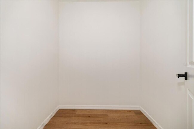 Building Photo - 8916 Memorial Hwy