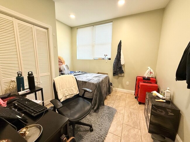 Building Photo - 299 Dudley St