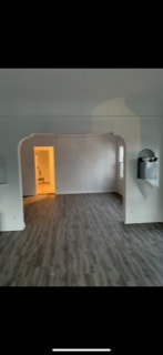 Primary Photo - 2840 West Blvd