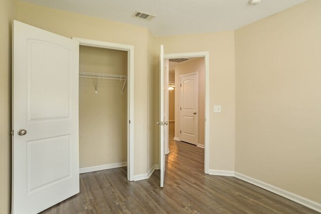 Building Photo - 3bd 2ba HOME FOR RENT!