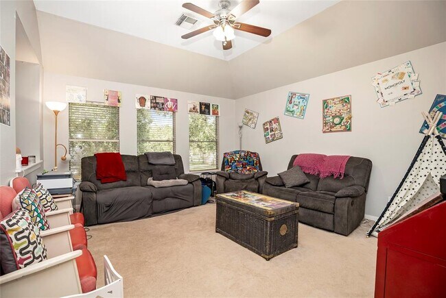 Building Photo - 122 Crystal Reef Dr