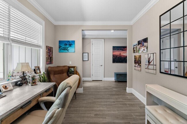 Building Photo - 106 Hibernate Way