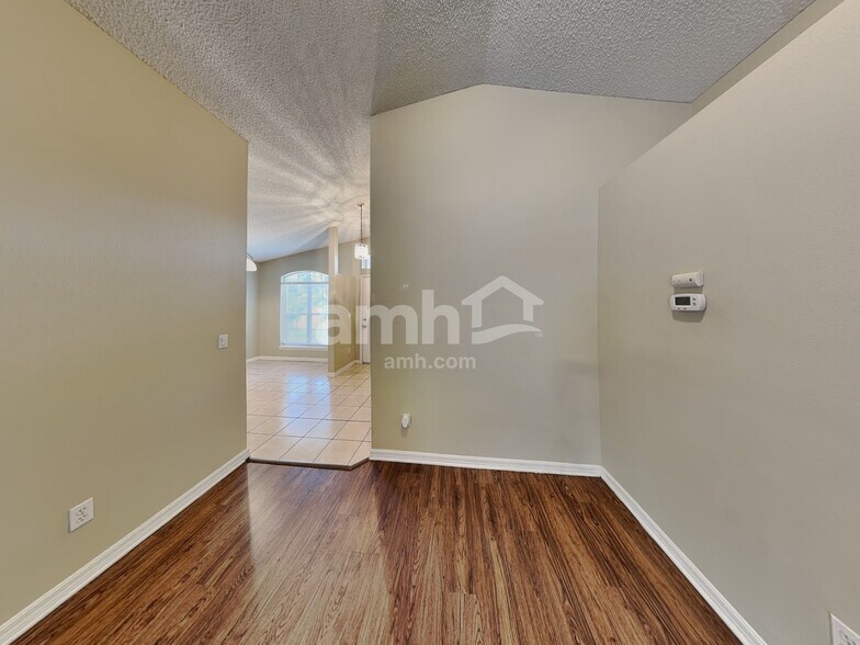 Building Photo - 2386 Blue Sapphire Cir