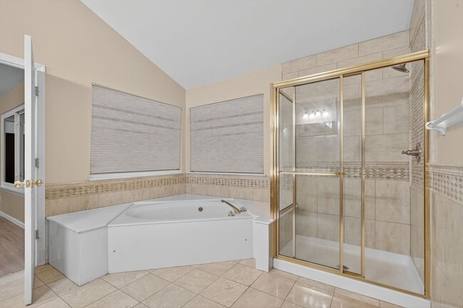 Building Photo - Stunning 4,166 Sq. Ft. Home in Westridge Oaks – Upgraded Throughout!