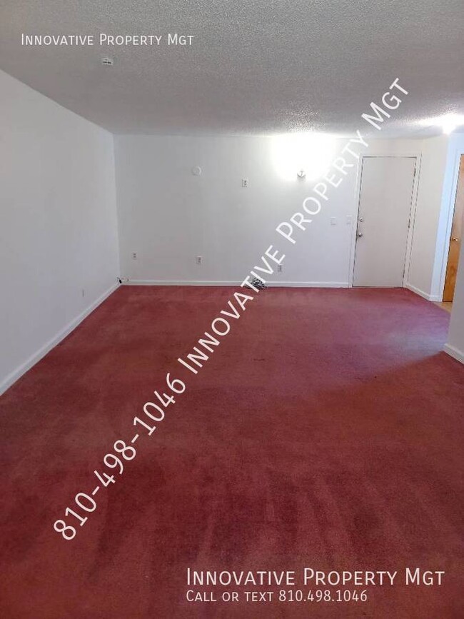 Building Photo - 7067 Miller Rd