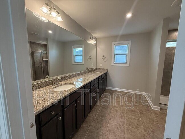 Building Photo - 2932 Murray Rdg Trl