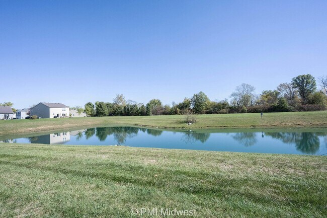 Building Photo - "Charming 3-Bedroom Home with 2.5 Baths and 2,125 Sq Ft in Greenfield, IN!"