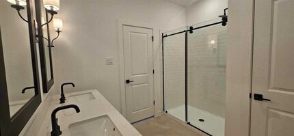 Building Photo - 8426 Tranquil Bay Ct