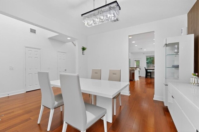 Building Photo - 2659 Salorn Way