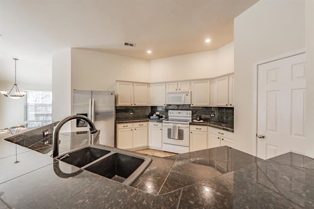 Building Photo - 9853 Autumn Sage Dr