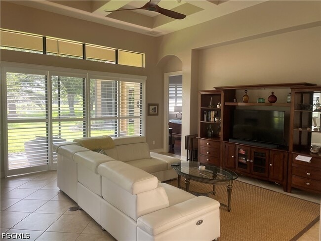 Building Photo - 8314 Provencia Ct