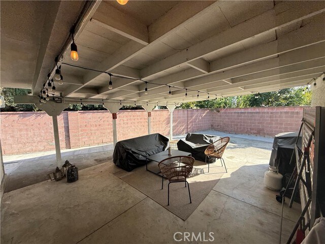 Building Photo - 12042 Hackamore Rd