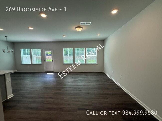 Building Photo - 269 Broomside Ave