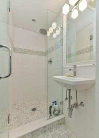 Building Photo - 39 Pinckney St