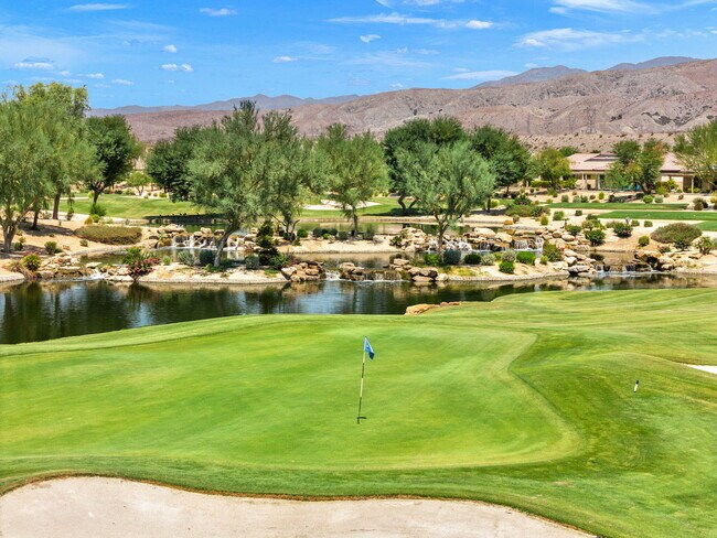 Building Photo - 39295 Camino Manena