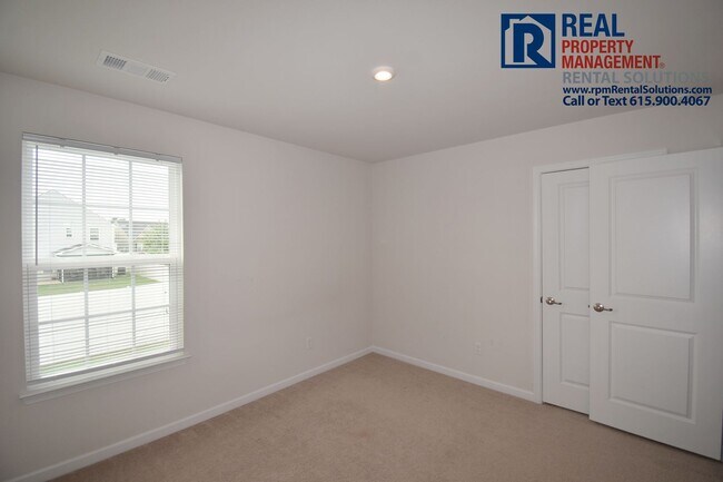 Building Photo - Gorgeous home in Three Rivers Community! N...