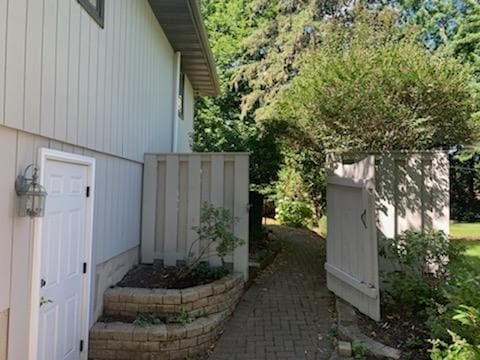 Building Photo - 1308 Shirley St