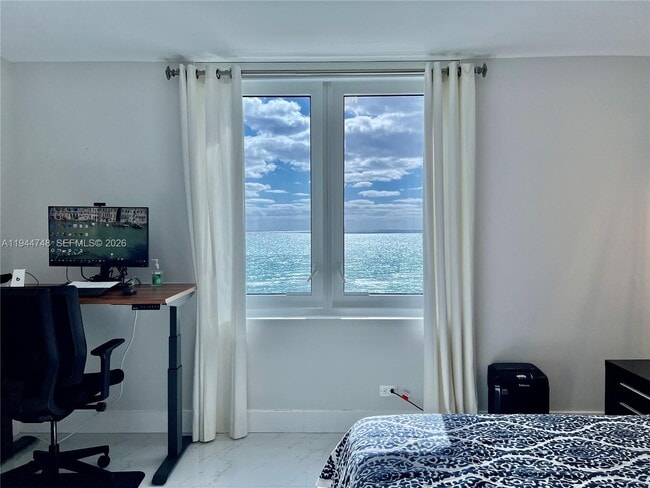 Building Photo - 2301 Collins Ave