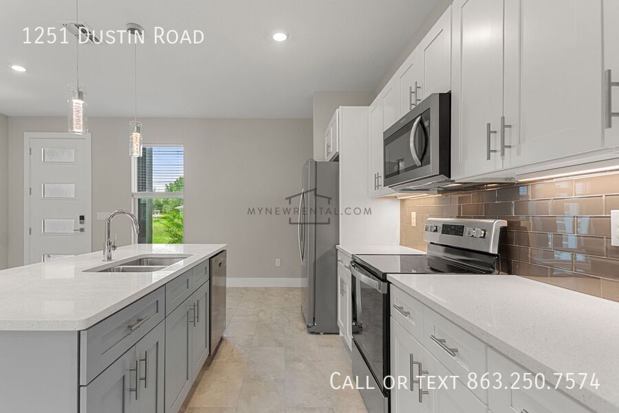 Building Photo - 1251 Dustin Rd