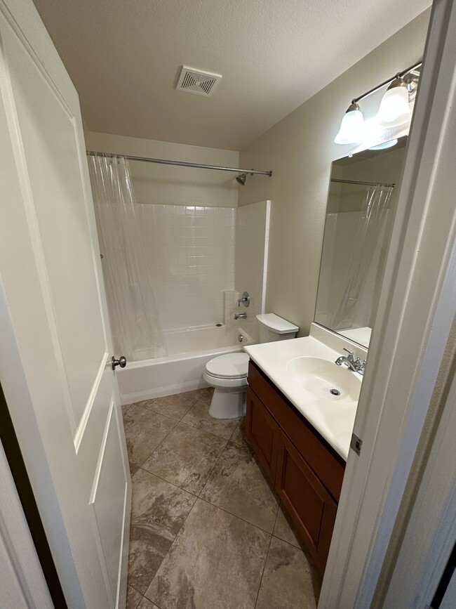 3rd floor full bathroom for second bedroom - 22919 Mariposa Ave