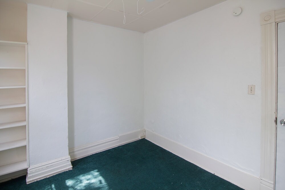 Building Photo - 618 West St