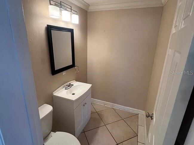 Building Photo - 3522 W Price Ave