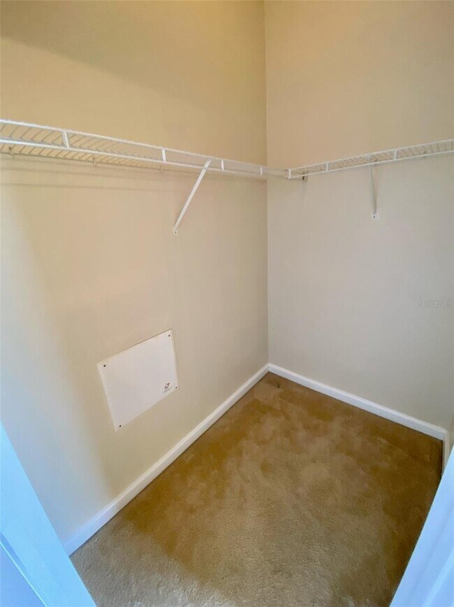 Building Photo - 3120 Rawcliffe Rd