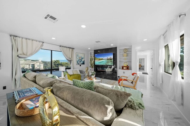 Building Photo - 14552 Skyline Truck Trail