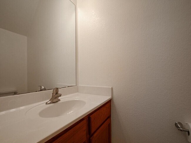 Building Photo - 4400 Switch Willo